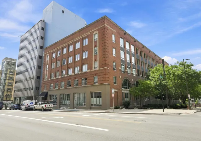 221-n-front-st-505-columbus-oh-43215/hzid_8c902aa9