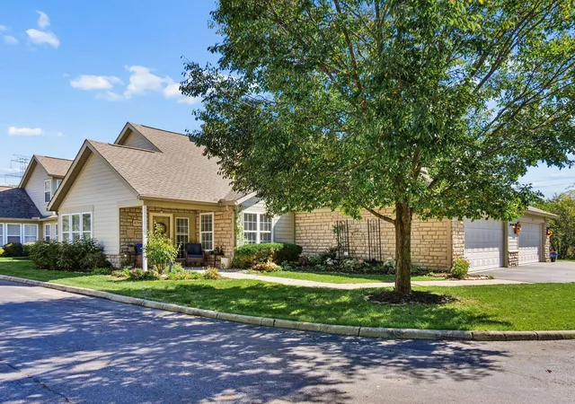 4793-turning-leaf-pl-powell-oh-43065/hzid_1ef4ae28