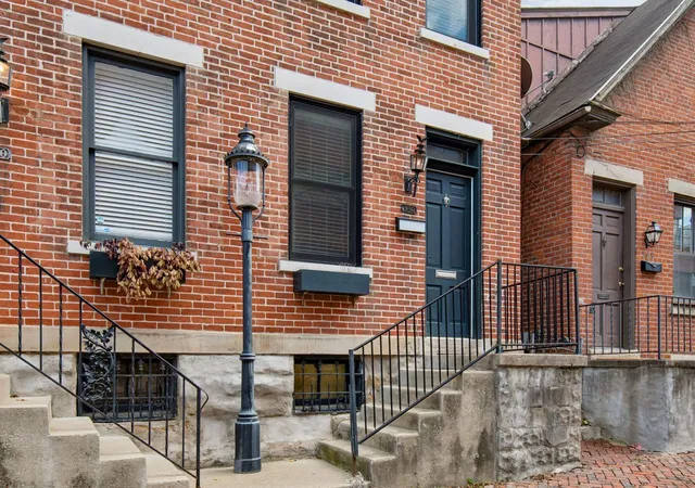 582-s-pearl-st-columbus-oh-43215/hzid_025f7a86
