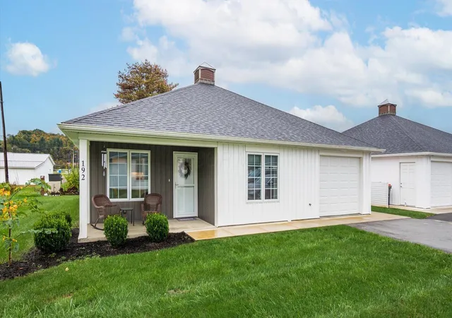 192-meadow-dr-ne-newark-oh-43055/hzid_9744e178