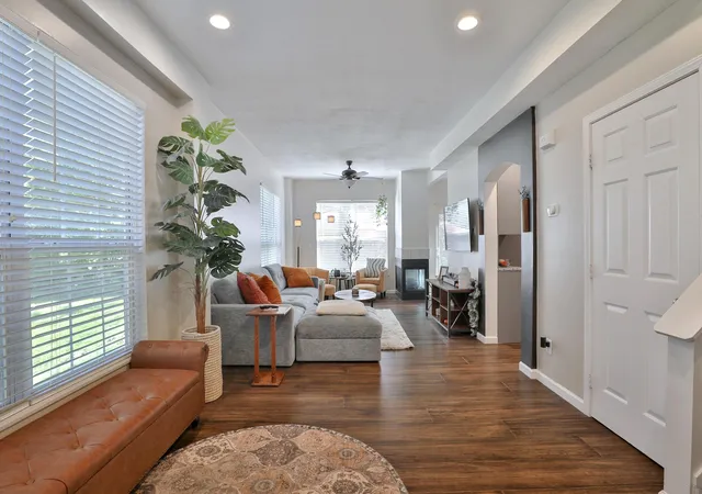 2670-village-pier-ln-hilliard-oh-43026/hzid_6d4abe3d