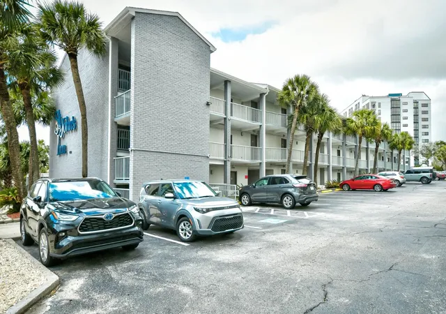6803-n-ocean-blvd-211-myrtle-beach-sc-29572/hzid_f2b19eab