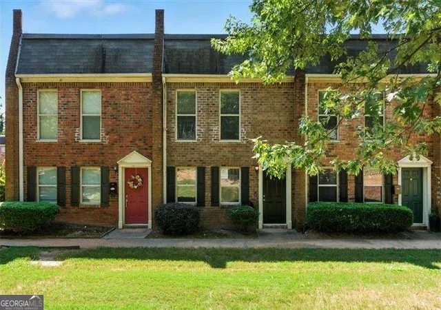 235-winding-river-dr-b-sandy-springs-ga-30350/hzid_c41875e3