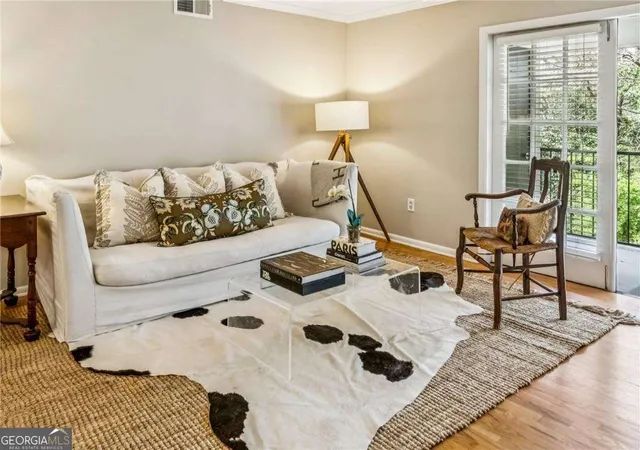 1150-collier-rd-nw-j11-atlanta-ga-30318/hzid_0a8ea19f