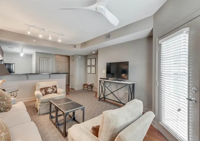 230-e-ponce-de-leon-ave-224-decatur-ga-30030/hzid_d124dfd3