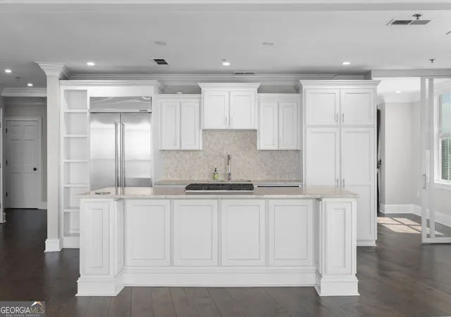 2881-peachtree-rd-ne-2103-atlanta-ga-30305/hzid_997aed4f