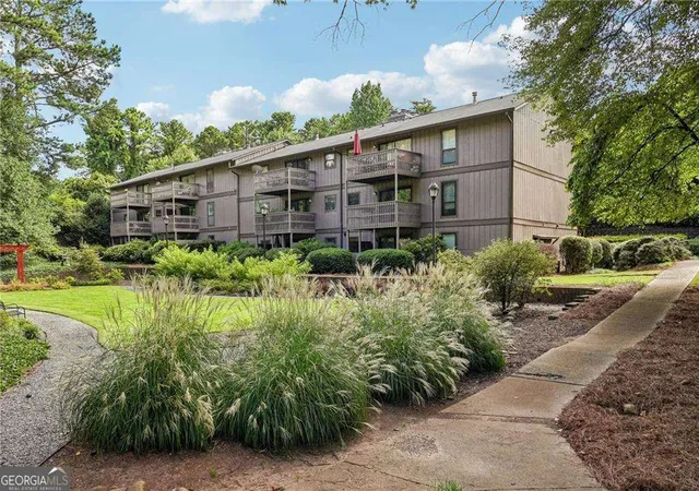 511-embers-dr-se-marietta-ga-30067/hzid_4f1a4243