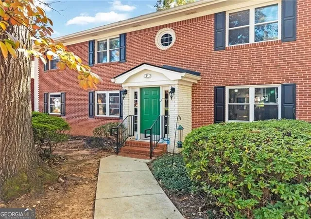 4282-roswell-rd-ne-f3-atlanta-ga-30342/hzid_8f928f45