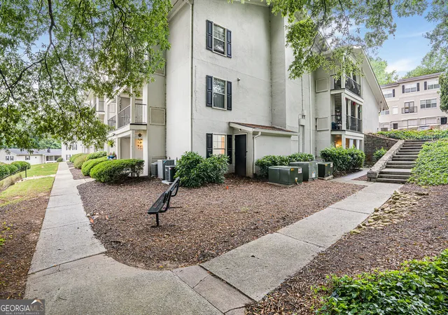 1150-collier-rd-nw-25d-atlanta-ga-30318/hzid_8d09fc06