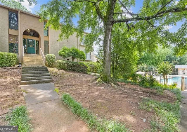 3236-henderson-mill-rd-1-chamblee-ga-30341/hzid_bed90b3c