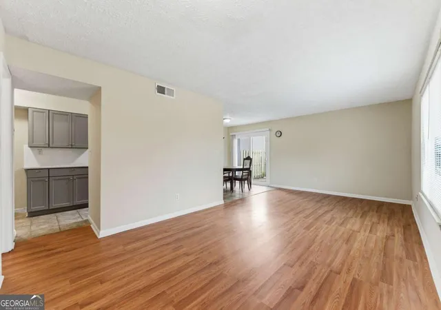 1448-pine-log-rd-ne-b-conyers-ga-30012/hzid_020f3971