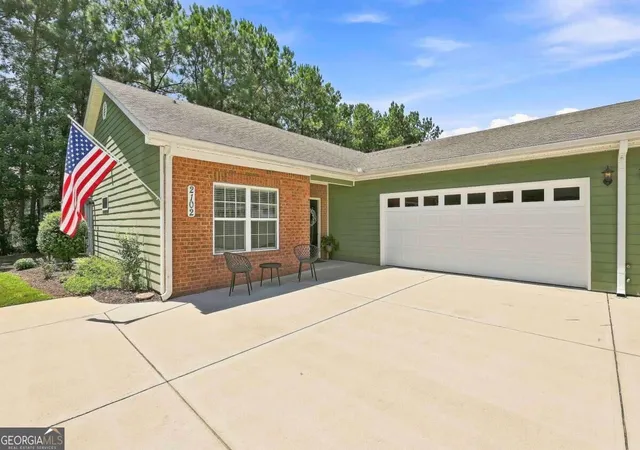 2102-commonwealth-cir-newnan-ga-30263/hzid_657f7101