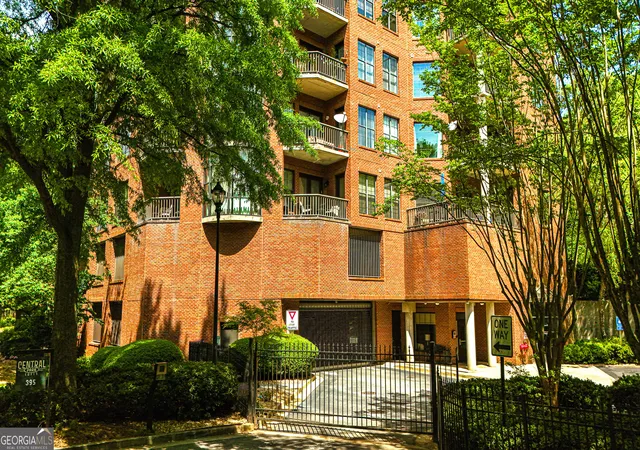 395-central-park-pl-230-atlant-ga-30312/hzid_ac989582