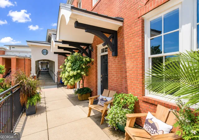 3930-charleston-market-st-218-suwanee-ga-30024/hzid_7449ac91