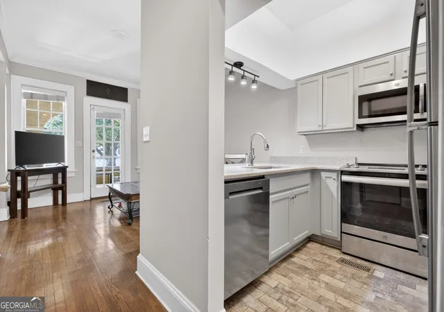 2855-peachtree-rd-ne-109-atlanta-ga-30305/hzid_67861b8e