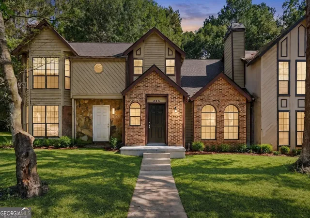 818-heritage-oaks-dr-stone-mountain-ga-30088/hzid_a054ad25
