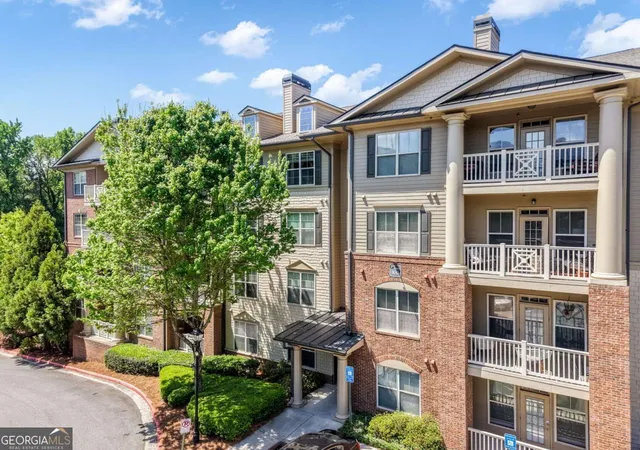 4805-w-village-way-se-1206-smyrna-ga-30080/hzid_3e705abc
