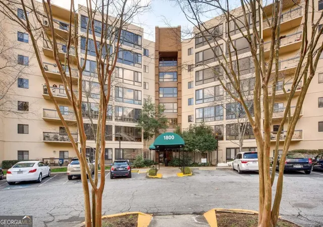 1800-clairmont-lake-a325-decatur-ga-30033/hzid_db683f40