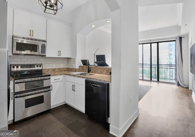 3445-stratford-rd-ne-1405-atlanta-ga-30326/hzid_0d7d894b