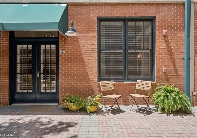1601-liberty-ln-roswell-ga-30075/hzid_18bea1e1