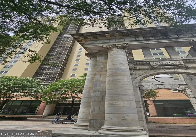 300-w-peachtree-st-23-e-atlanta-ga-30308/hzid_cb9568e9
