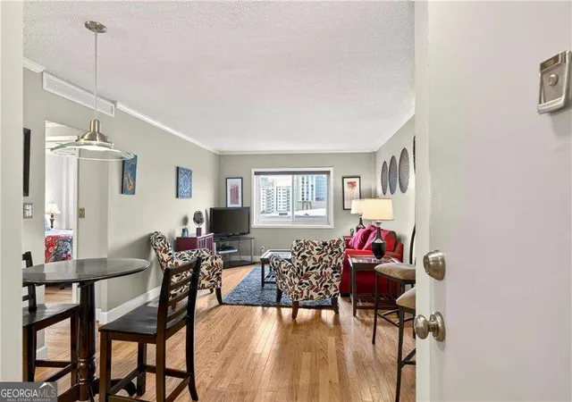 2285-peachtree-rd-ne-1106-atlanta-ga-30309/hzid_02530736