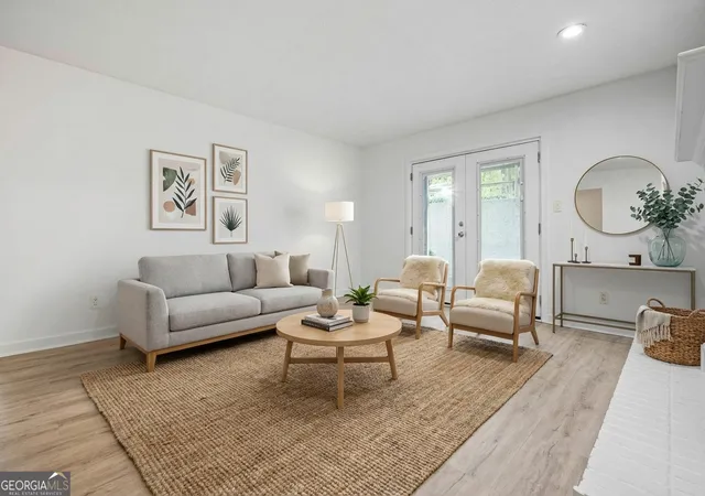102-river-run-dr-sandy-springs-ga-30350/hzid_4b551203