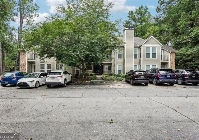 1001-lake-pointe-cir-roswell-ga-30075/hzid_fbdfb8f1