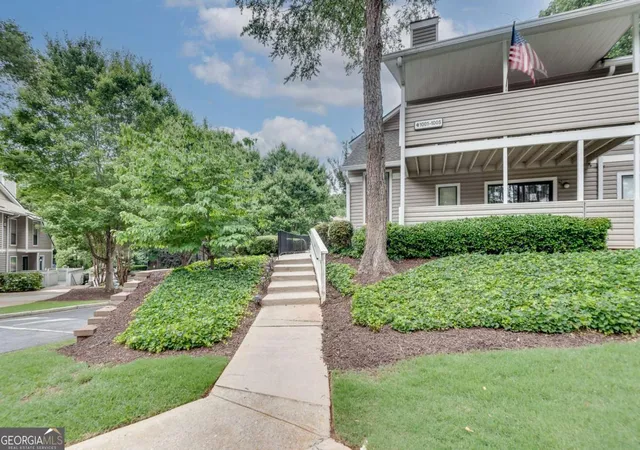 1004-wynnes-ridge-cir-se-marietta-ga-30067/hzid_62608a15