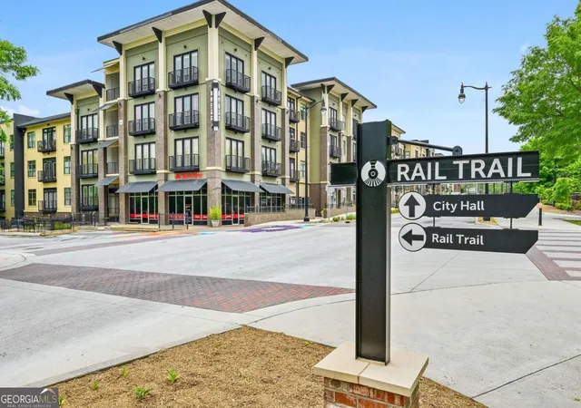 5300-peachtree-rd-101-atlanta-ga-30341/hzid_0bb32842