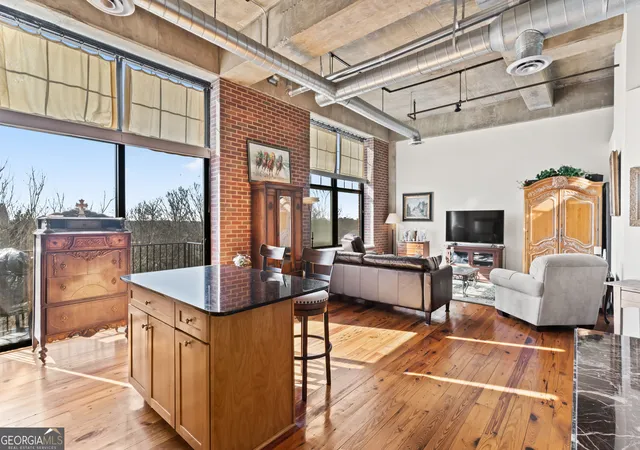 6105-blue-stone-rd-307-atlanta-ga-30328/hzid_4e33daf0
