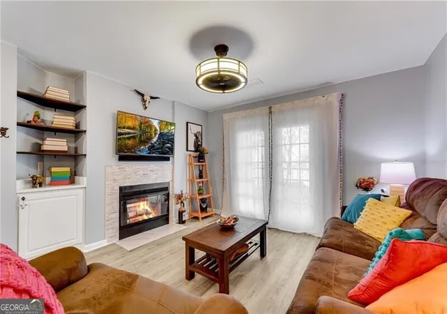 3655-habersham-rd-ne-148-b-atlanta-ga-30305/hzid_2d4c1062