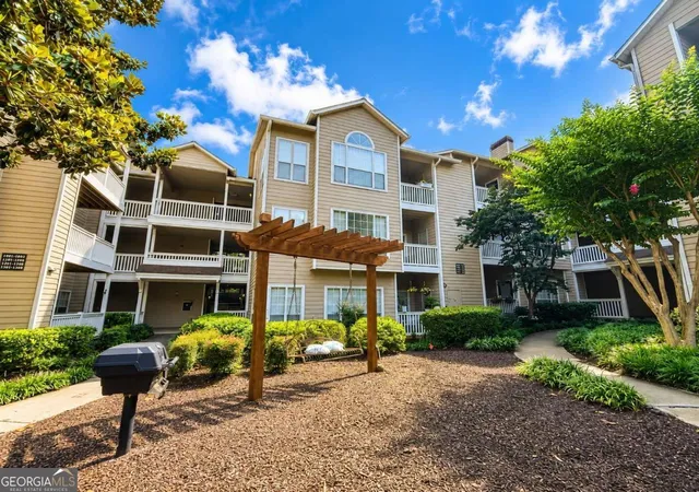 1250-parkwood-cir-se-1312-atlanta-ga-30339/hzid_b4325056