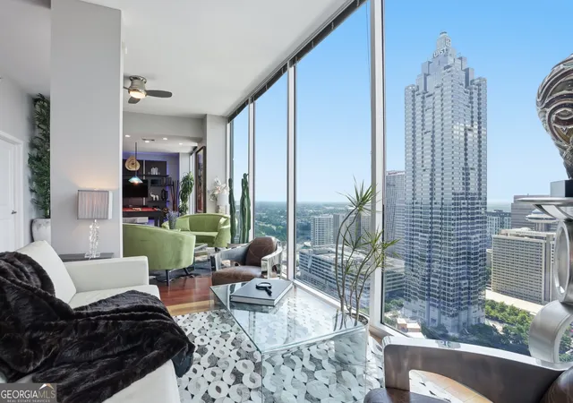 400-w-peachtree-st-nw-3906-7-atlanta-ga-30308/hzid_ee3eb6b8