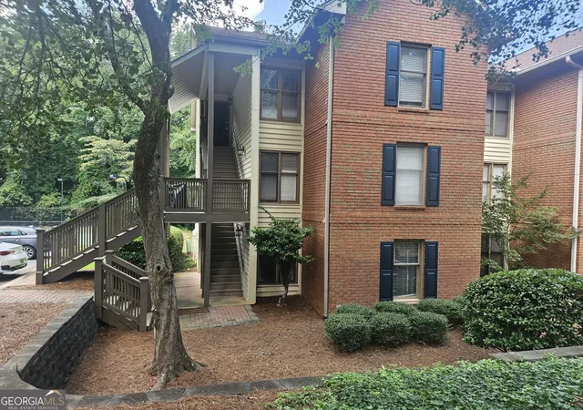 1101-garden-ct-sandy-springs-ga-30328/hzid_b8fba5ca