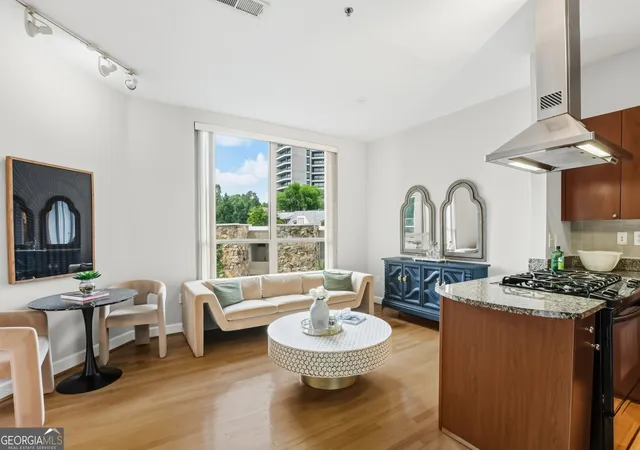 2626-peachtree-rd-nw-606-atlanta-ga-30305/hzid_f46f6df7