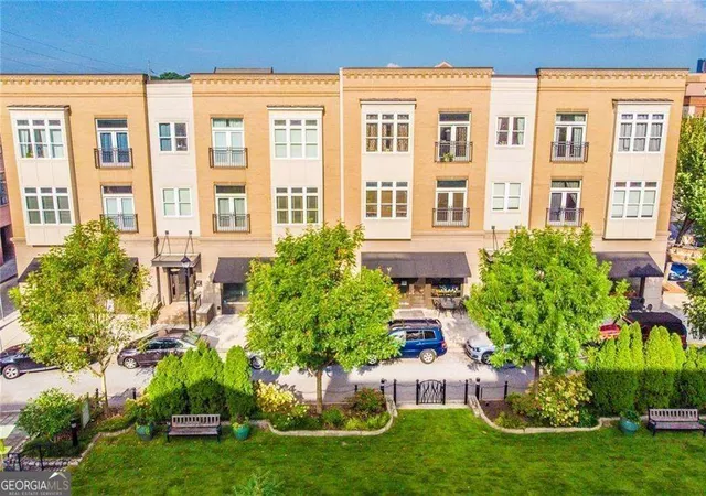 933-garrett-st-se-201-atlanta-ga-30316/hzid_2c9f4ac7