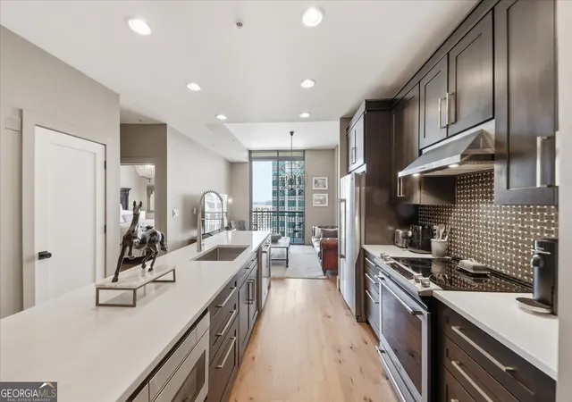 3040-peaschtree-rd-1514-atlanta-ga-30305/hzid_6374a96c