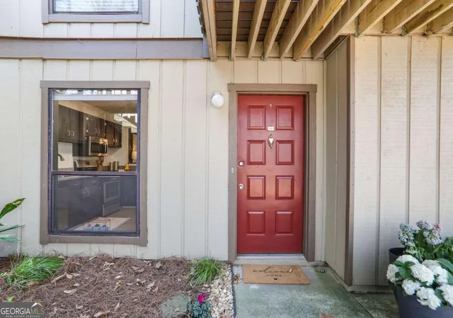 210-woodcliff-dr-atlanta-ga-30350/hzid_d2f6015c