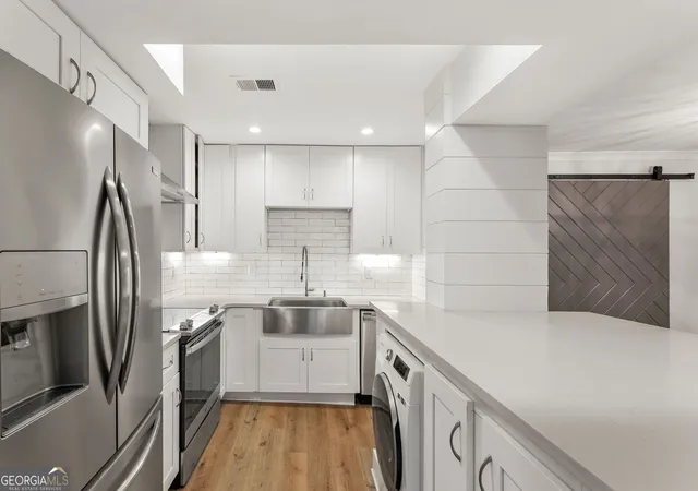 143-amherst-pl-nw-atlanta-ga-30327/hzid_bbea59f0