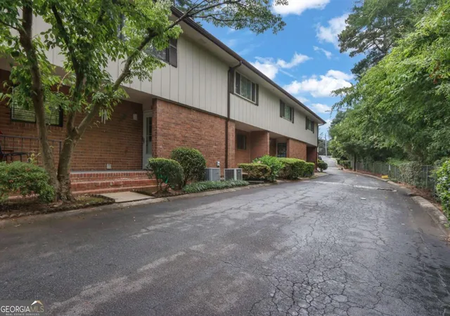 2524-bradford-sq-ne-atlanta-ga-30345/hzid_80fa132f