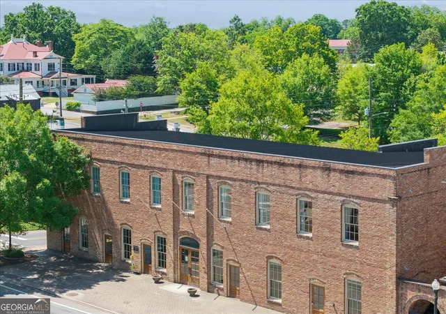 200-w-washington-st-unit-c-madison-ga-30650/hzid_15e7b31d