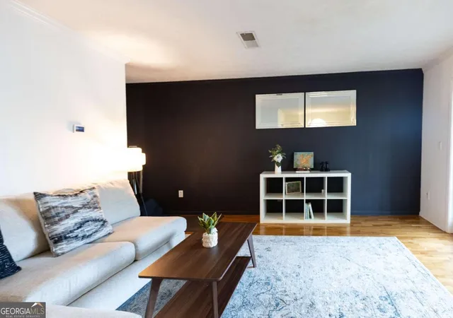 1150-collier-rd-nw-11i-atlanta-ga-30318/hzid_d92e747f