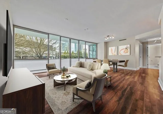 700-park-regency-pl-502-atlanta-ga-30326/hzid_d85adadc
