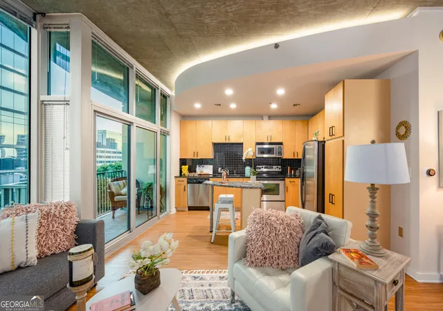 923-peachtree-st-ne-825-atlanta-ga-30309/hzid_97705e5e