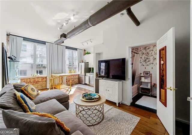 800-peachtree-st-ne-8601-atlanta-ga-30308/hzid_b9c67413
