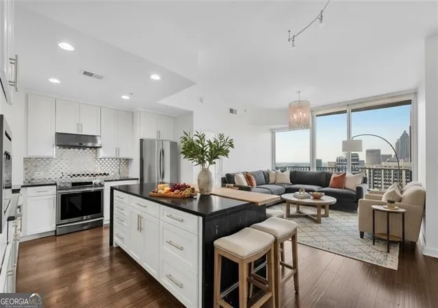 860-peachtree-st-ne-2409-atlanta-ga-30308/hzid_84e0c86e
