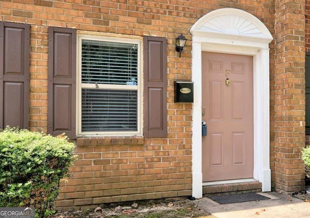 135-n-river-dr-f-sandy-springs-ga-30350/hzid_9419d047