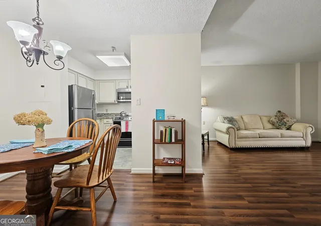 1800-clairmont-lk-a116-decatur-ga-30033/hzid_659e852e