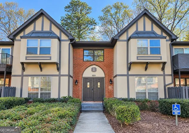 6851-roswell-rd-i13-sandy-springs-ga-30328/hzid_c8edf451
